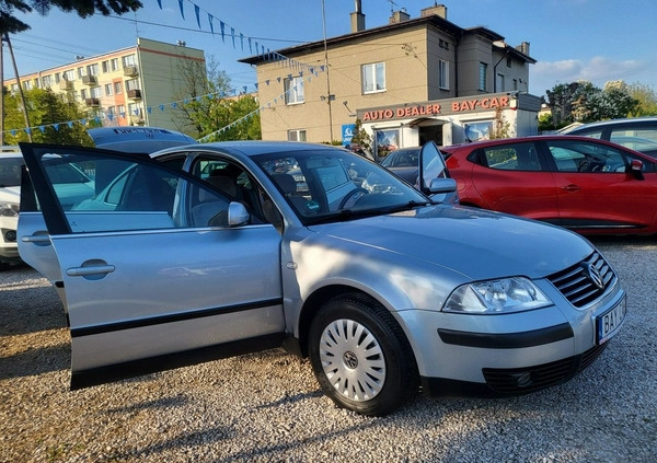 Volkswagen Passat cena 9900 przebieg: 232565, rok produkcji 2003 z Stawiszyn małe 379